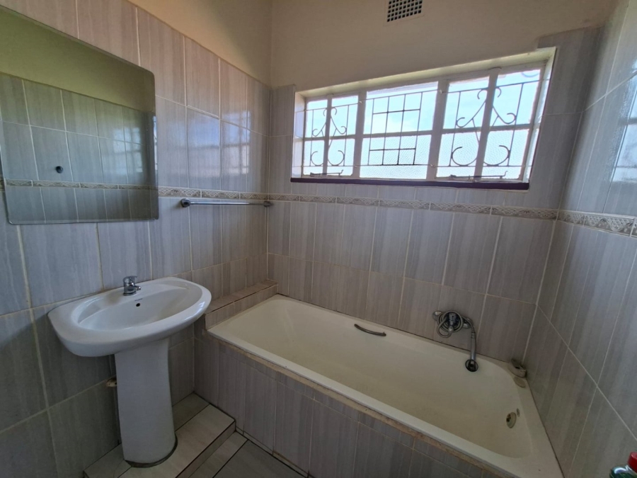  Bedroom Property for Sale in Diamant Park Northern Cape